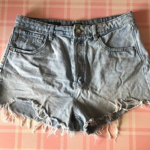 4/$30 🌈 Cuttoff jean shorts!